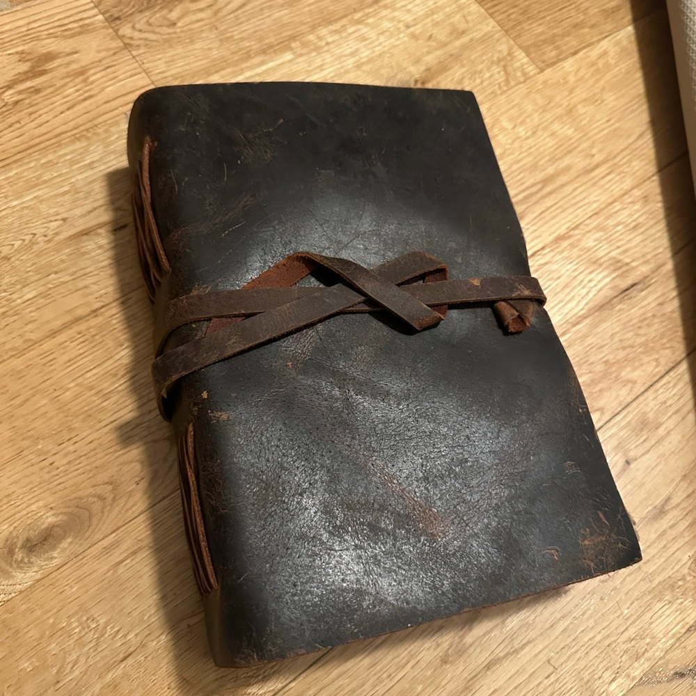 Vintage Leather Journal - Picture 2 of 4